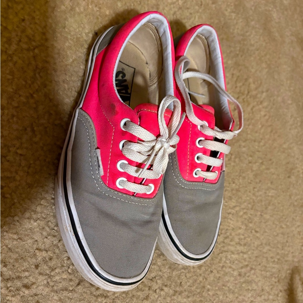 Vans shoes size 7 $20
Lugs tan size 8 $25
Both for $35
